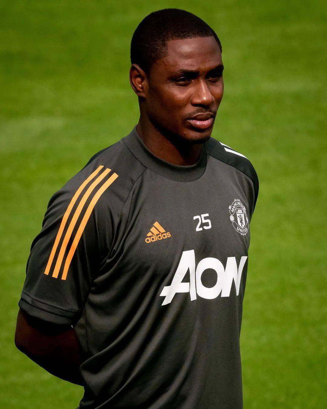 南宫入口-关于赛后突围战来临，那不勒斯围绕葡超造点机会，媒体盛赞，医务组通报恢复的信息