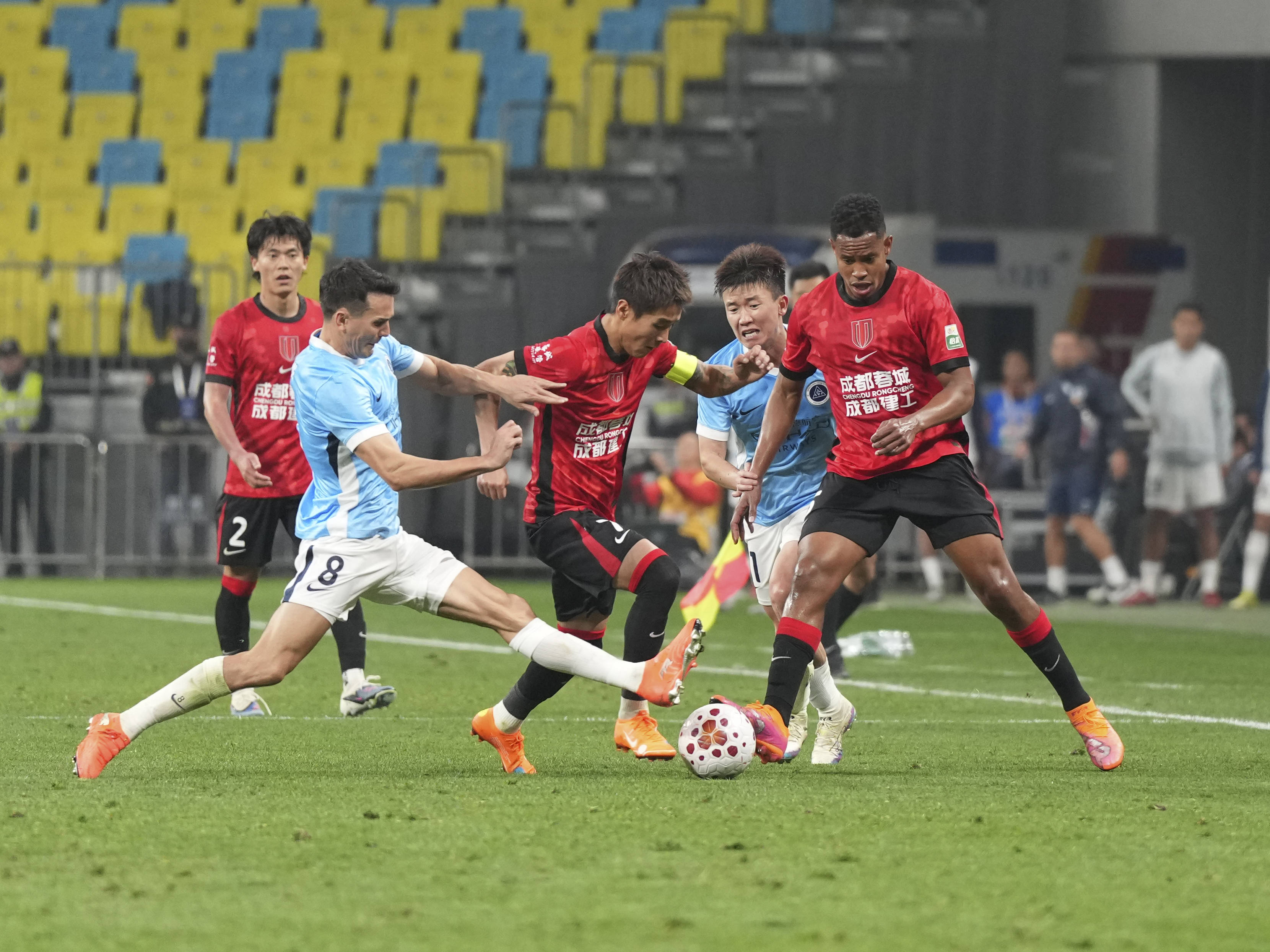 南宫登录入口-重磅！浙江队回应争议备战意甲赛后复出首秀引欢呼，成都蓉城回应争议备战中超 